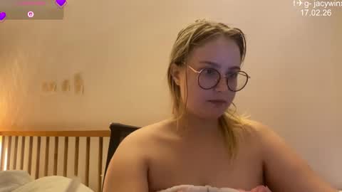 jacywinslat online show from February 17, 2026, 11:07 am