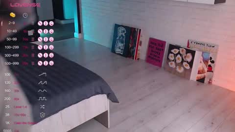 Jade online show from September 23, 2025, 10:18 am