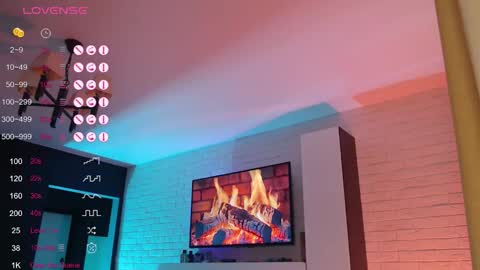 Jade online show from December 13, 2025, 7:53 pm