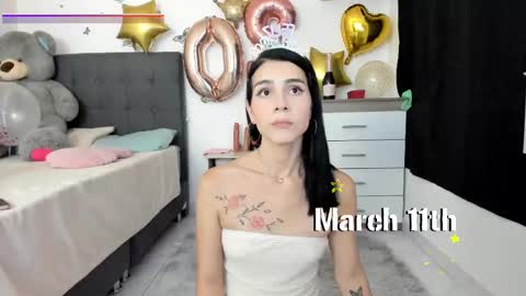   online show from March 11, 2025, 11:15 pm