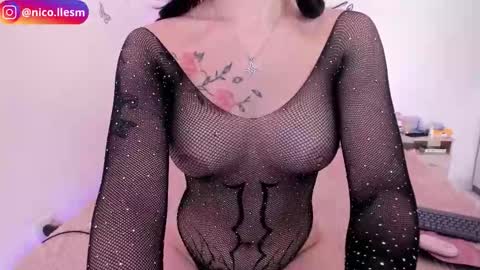   online show from October 26, 2025, 11:20 pm