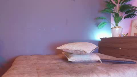 Snapshot of jade_brunnette chatting on April 13, 2026, 8:58 pm Jade Brunete online show from April 13, 2026, 8:58 pm