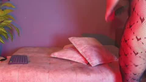  Jade Brunete  online show from April 30, 2026, 8:57 pm