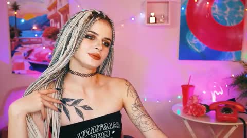 Snapshot of jade_castle chatting on December 16, 2024, 7:32 pm jade_castle online show from December 16, 2024, 7:32 pm