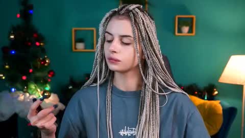 Snapshot of jade_castle chatting on December 19, 2024, 12:13 am jade_castle online show from December 19, 2024, 12:13 am