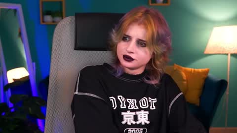 Snapshot of jade_castle chatting on February 4, 2025, 8:02 am jade_castle online show from February 4, 2025, 8:02 am