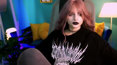 Snapshot of jade_castle chatting on March 8, 2025, 8:22 am jade_castle online show from March 8, 2025, 8:22 am