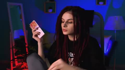jade_castle online show from May 23, 2026, 4:44 pm