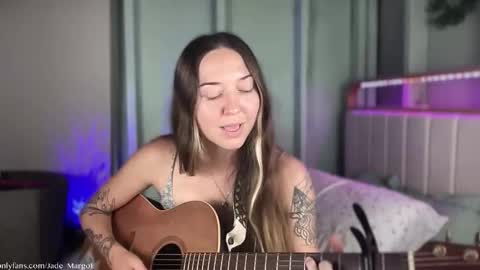 Jade Margot online show from November 22, 2025, 4:00 am