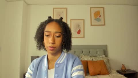 Jade smile online show from October 11, 2025, 6:06 pm