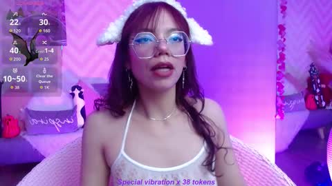 JADE online show from October 11, 2025, 4:55 am