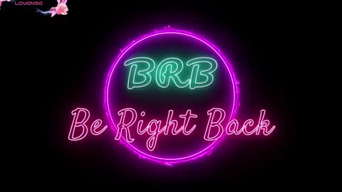 jade white  online show from February 22, 2025, 11:46 am