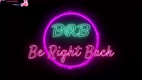 jade white  online show from March 5, 2025, 9:04 pm