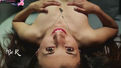 jade white  online show from March 11, 2025, 12:06 pm