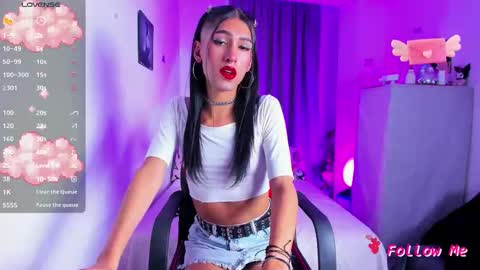 Jade Benett online show from September 19, 2025, 3:30 am