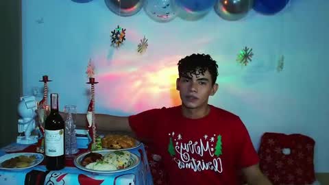 Snapshot of jaedasky_ chatting on December 25, 2024, 2:03 am javi15 online show from December 25, 2024, 2:03 am