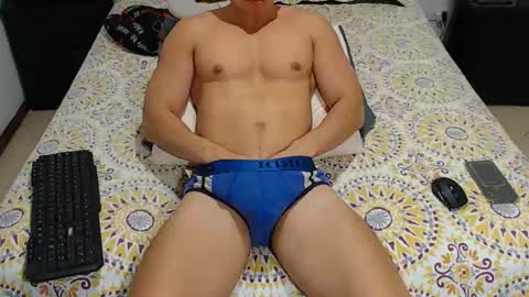 jahshot4 online show from April 15, 2026, 5:03 am