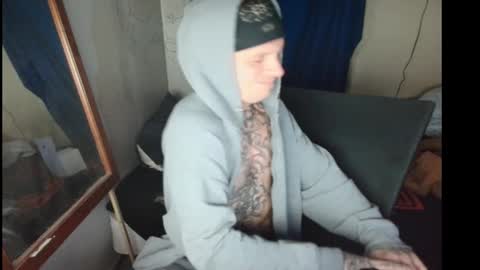 showingitoff online show from February 2, 2026, 4:00 am