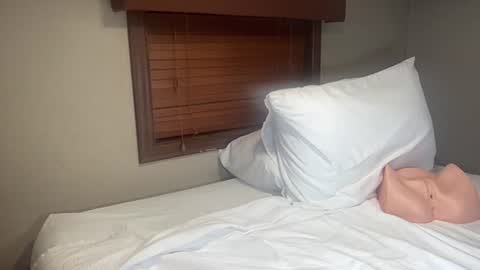 jake_brick online show from May 29, 2026, 2:42 am