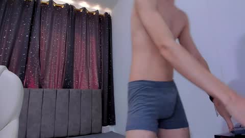 Snapshot of jake_evanss_ chatting on January 18, 2025, 4:42 pm JAKE online show from January 18, 2025, 4:42 pm