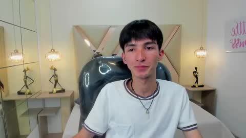 Snapshot of jake_evanss_ chatting on November 22, 2025, 1:10 pm JAKE online show from November 22, 2025, 1:10 pm