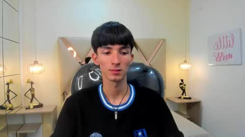 Snapshot of jake_evanss_ chatting on December 20, 2025, 7:54 pm JAKE online show from December 20, 2025, 7:54 pm