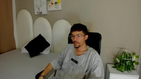 Snapshot of jake_miller__ chatting on June 1, 2026, 7:26 pm Jake online show from June 1, 2026, 7:26 pm