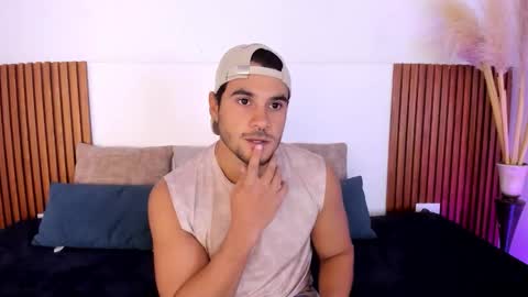 Jake  online show from November 11, 2025, 3:17 am