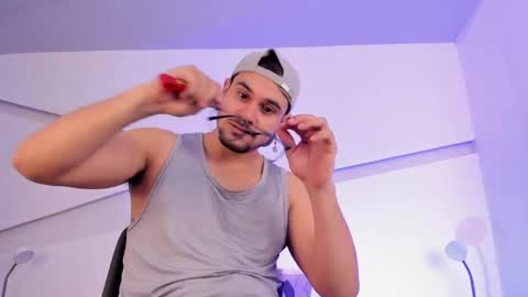 Jake  online show from April 19, 2026, 3:39 am