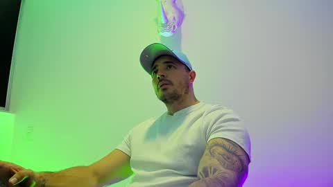 jakestone_1 online show from March 19, 2026, 10:25 pm