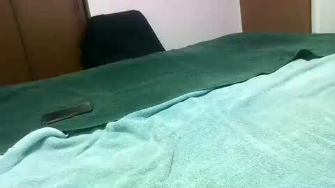 Jaks online show from April 10, 2026, 2:33 pm