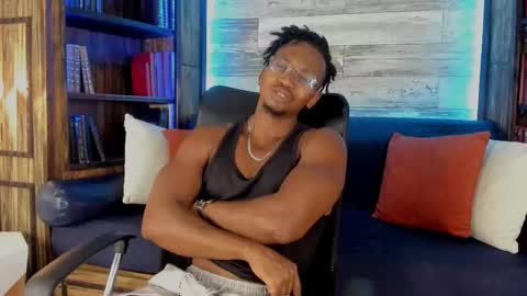   online show from November 17, 2025, 4:29 am