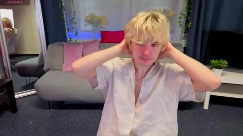 Snapshot of jamemiller chatting on February 27, 2026, 9:26 pm JameMiller online show from February 27, 2026, 9:26 pm