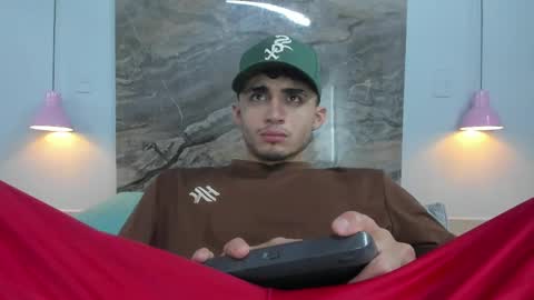 Snapshot of james_06_ chatting on May 11, 2026, 11:38 am james_06_ online show from May 11, 2026, 11:38 am