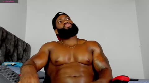 Snapshot of james_bbcmuscle chatting on March 19, 2026, 12:03 am James BBC online show from March 19, 2026, 12:03 am