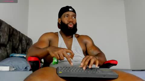Snapshot of james_bbcmuscle chatting on April 6, 2026, 8:10 pm James BBC online show from April 6, 2026, 8:10 pm