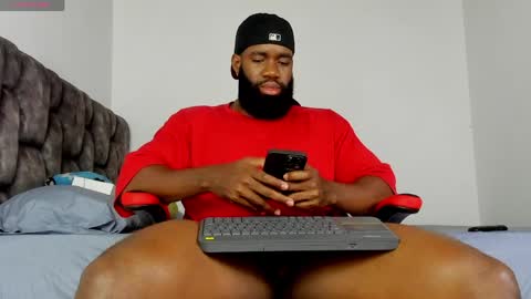 Snapshot of james_bbcmuscle chatting on April 9, 2026, 3:06 am James BBC online show from April 9, 2026, 3:06 am