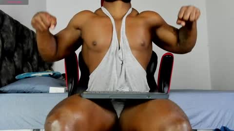 Snapshot of james_bbcmuscle chatting on April 14, 2026, 12:49 am James BBC online show from April 14, 2026, 12:49 am