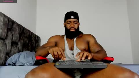 Snapshot of james_bbcmuscle chatting on April 27, 2026, 7:34 pm James BBC online show from April 27, 2026, 7:34 pm