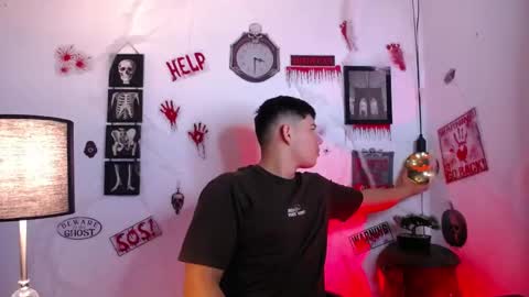 james_cr online show from October 30, 2025, 10:06 am