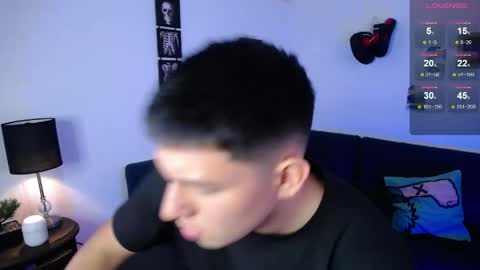 james_cr online show from April 23, 2026, 2:52 pm