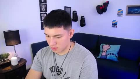 james_cr online show from April 25, 2026, 2:25 pm