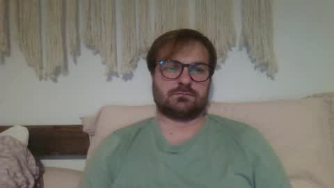 Snapshot of james_heron chatting on January 28, 2025, 12:15 am James Heron online show from January 28, 2025, 12:15 am