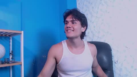 Snapshot of james_morrisonm chatting on April 18, 2026, 2:21 pm james_morrisonm online show from April 18, 2026, 2:21 pm
