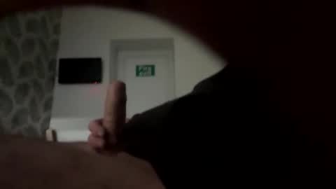 Snapshot of jamesburtonxslw chatting on October 5, 2025, 5:00 pm jamesburtonxslw online show from October 5, 2025, 5:00 pm