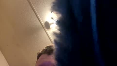 jamesdee91280641 online show from March 2, 2026, 5:19 am