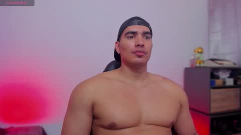 Snapshot of jamesgraay chatting on February 7, 2026, 7:39 pm James Gray online show from February 7, 2026, 7:39 pm