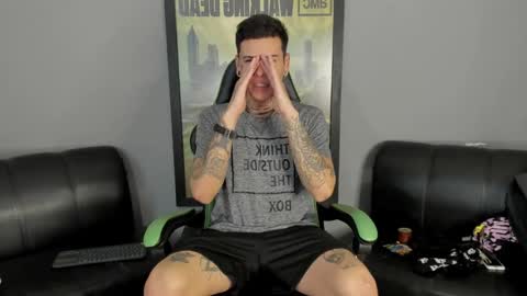 Jamesinked  online show from December 8, 2024, 8:47 pm