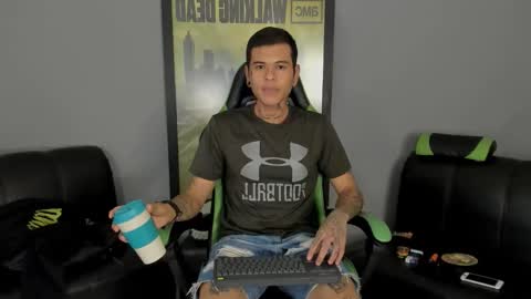 Jamesinked  online show from February 11, 2025, 9:56 pm