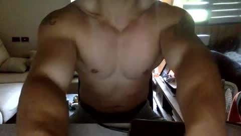 jamesmo820913 online show from October 11, 2025, 2:22 am